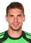 罗伯特.齐勒(Ron Robert Zieler)