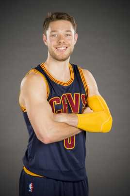 马修-戴拉维多瓦(Matthew Dellavedova)