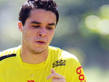 比赛中的列农·费尔南德斯·里贝罗